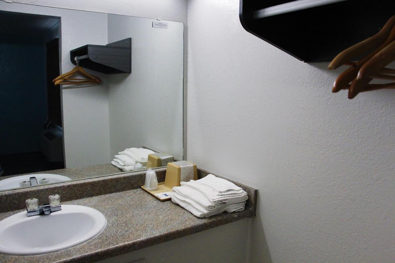 Texinn Motel New Boston Bagian luar foto